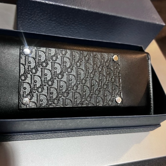 Christian Dior BLACKSUIT Sunglasses - Picture 3 of 14